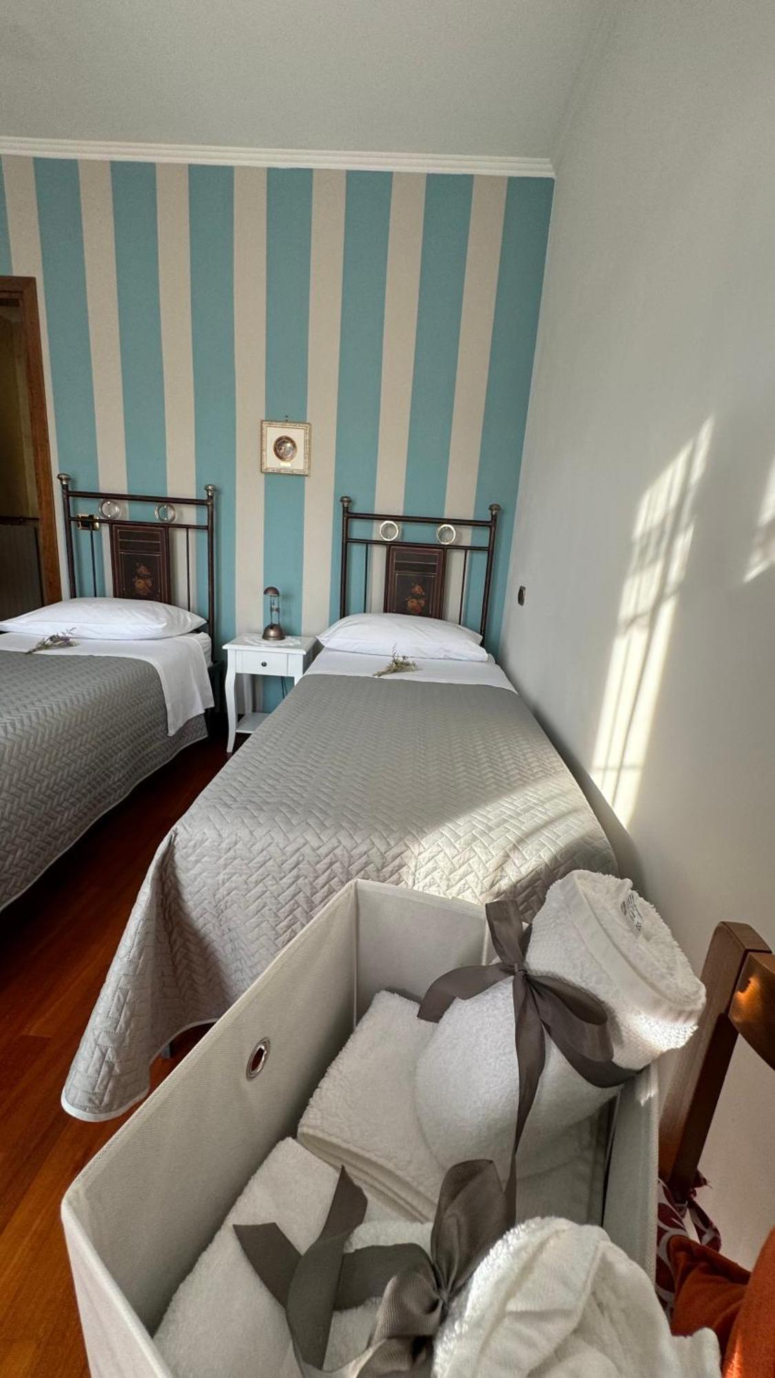 Sosta In Sila Bed & Breakfast Spezzano Piccolo ภายนอก รูปภาพ